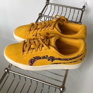 Puma yellow & floral suede sneakers. Size 7 (37.5)